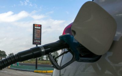 El fiasco de los 20 céntimos de rebaja en gasolinas: no se nota y cuesta mil euros diarios